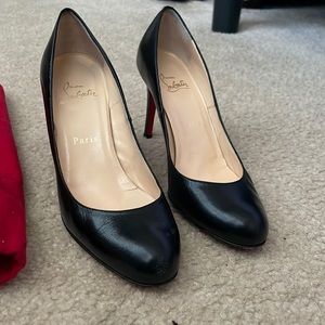 Louboutin pumps size 37.5